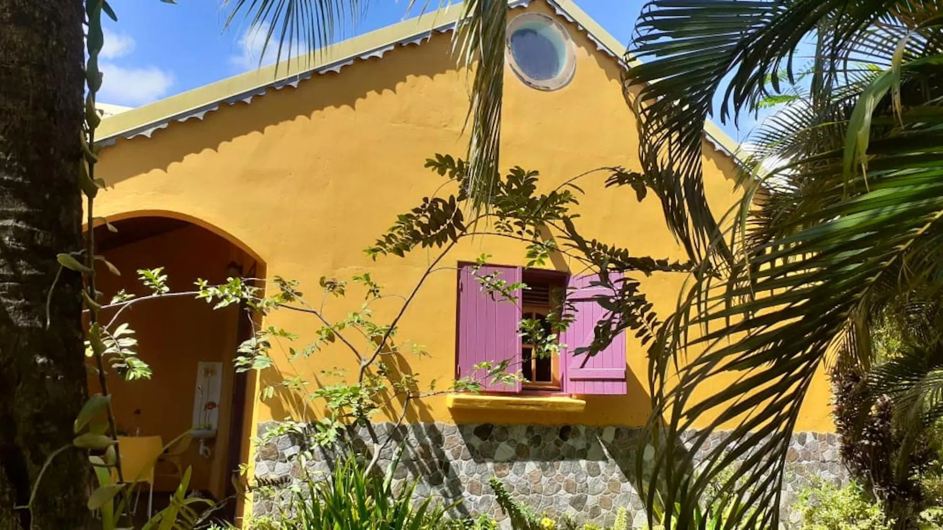 Holiday home Maison Confortable: Capesterre Belle-Eau Retreat with Private Pool Guadeloupe